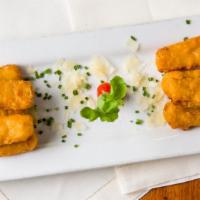 Mac & Cheese Gouda Bites · Served with housemade ranch dressing.