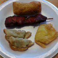 Subgum Wonton · Fried crispy wonton, chicken, shrimp, roast pork, beef & Chinese vegetable.