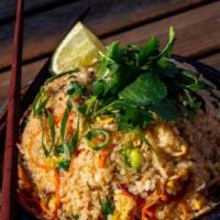 Cỏm Chiên Sài Gỏn (Saigon Southern Fried Rice) · Chinese sausage, shrimp, garlic lemongrass butter.