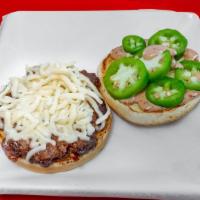 1/3 Lb Jalapeño Burger · Choice of cheese with only sliced jalapeños and hot chipotle mayo.
