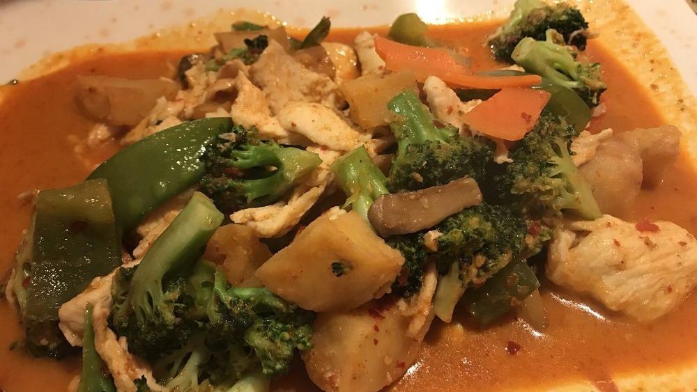 Panang Curry With Chicken · (Spicy)