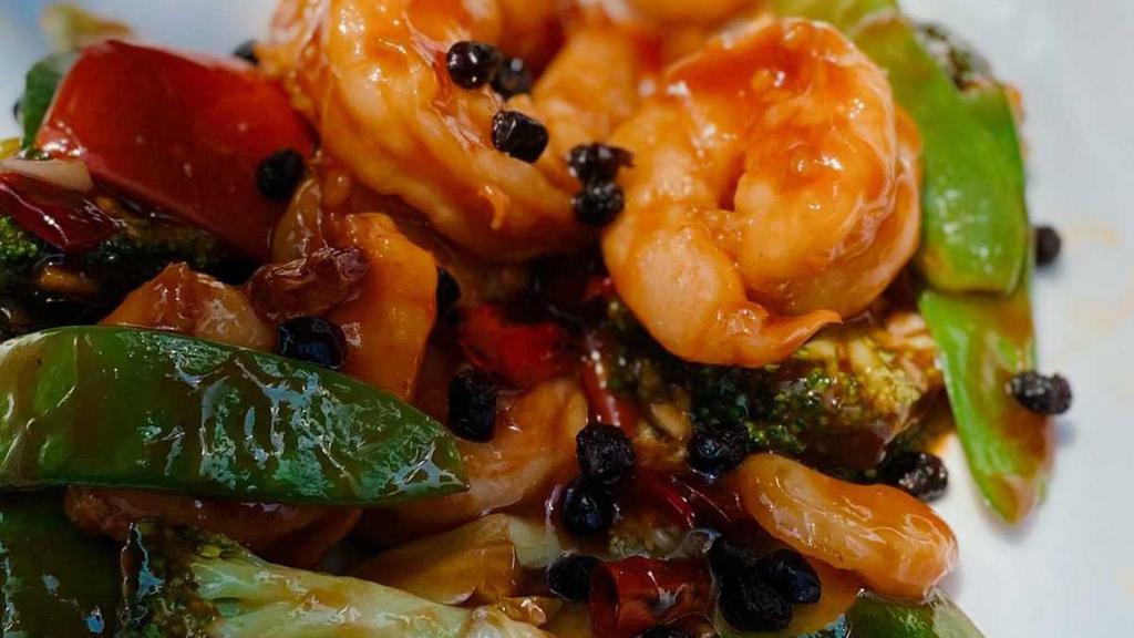 Hunan Shrimp · Spicy. Jumbo shrimp with broccoli, mushrooms carrots green peppers,baby corn,celery stir fried in spicy black bean sauce.