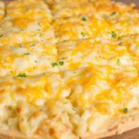 Mac N' Cheese · Elbow pasta, Cheddar cheese, Mozzarella cheese.