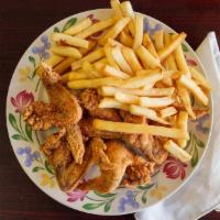 5 Wings Dinner (2 Sides) · 5 pieces. Includes drink and bread.