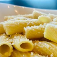 Kids Pasta Buttered Noodles · rigatoni / butter / romano