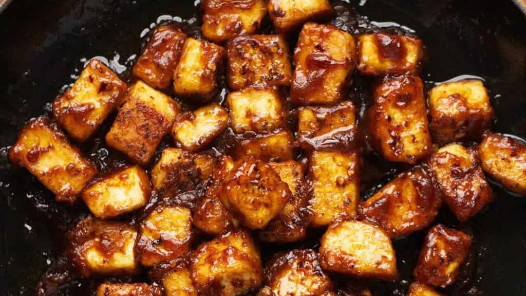 General Tso'S Tofu (Quart) · Hot and spicy.