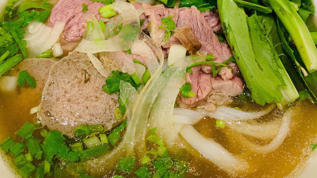 Combo Pho · come with rare beef, welldone beef and meatball slices.