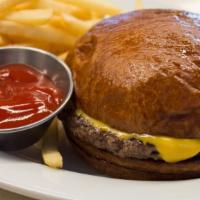 Kids Cheeseburger · patty, american cheese, brioche bun