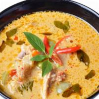 Panang Curry · Panang curry, bell pepper, basil. Choice of chicken, tofu, or vegetables.