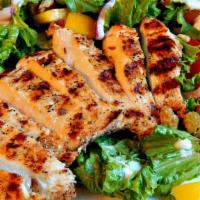 Grilled Chicken Breast Salad · Comes with Romaine Lettuce, Green Pepper, Onion, Tomato, Baby Carrots & Ranch Dressing