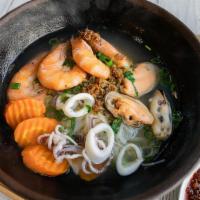 Seafood Noodles Soup · 