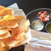 Large Chips & Salsa Combo · 