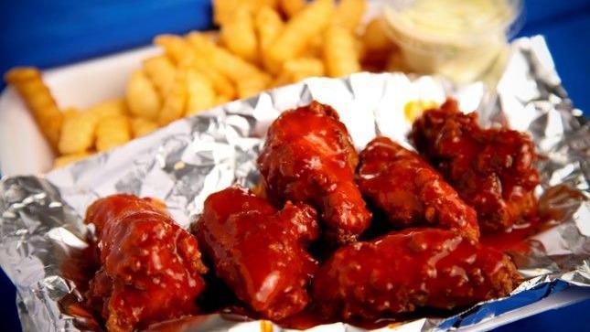 6 Pc Flavored Wings Dinner · Comes With Fries, 1 dinner roll, Coleslaw, and Your Choice of Honey BBQ, Buffalo, Mango Habanero, Garlic parmesan, and Sweet chili.