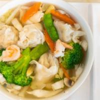 Yang Chow Wonton Soup (Large) · Comes with three wontons, shrimp, chicken and mixed vegetables as broccoli, peapod, water ch...