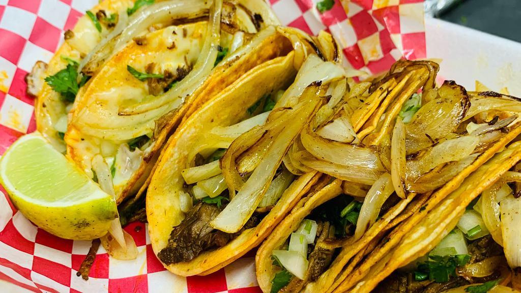 Grilled Onion · Grilled onion for one to five tacos.