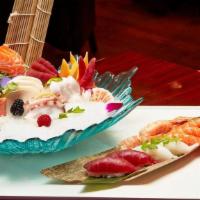 Sushi & Sashimi Combo · Chef's choice 12 pcs sashimi & 8 pcs sushi