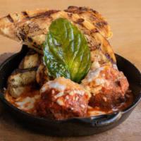 Polpette Arrabiata · traditional meatballs | fior di latte | basil