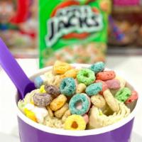 Cereal Roll · Vanilla base mixed and topped with your choice of our many cereal options.