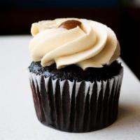 Salty Chocolate Caramel Cupcake · Devil's food cake, caramel buttercream, caramel, sea salt