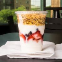 Greek Yogurt Parfait With Berries · 
