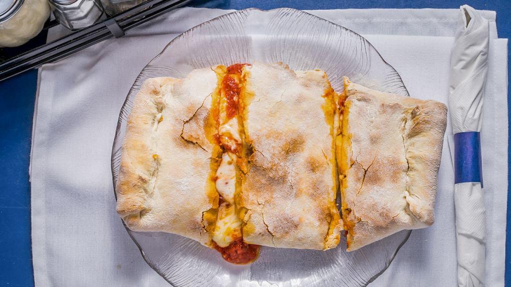 Pizza Sandwich · Our take on a pizza pocket, this carbone's original comes with pizza sauce, mozzarella cheese and your choice of pizza toppings .
