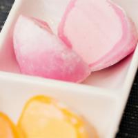 Mochi Ice Cream (3) · 1 piece of cookie dough, 1 piece of sweet mango and 1 piece of coconut.