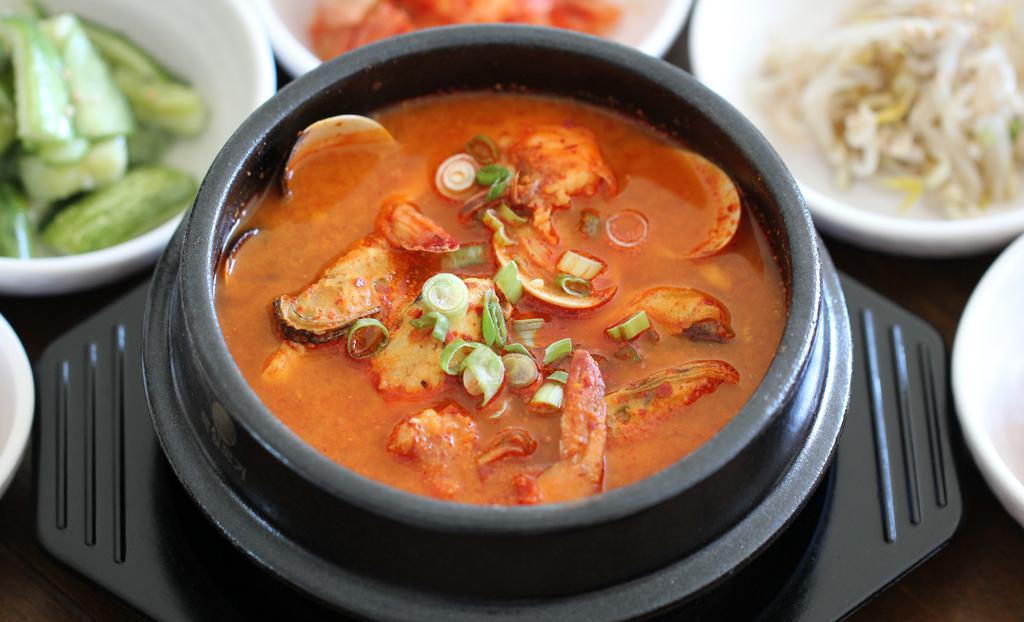 Seafood & Beef Tofu Soup · Seafood includes: shrimps, clams, oysters, and mussels