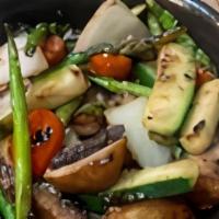 Side Roasted Vegetables · zucchini, mushrooms, asparagus, cherry tomato, onion, garlic in a light white wine