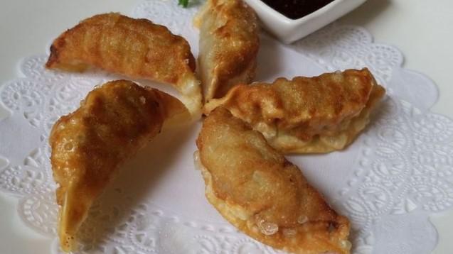 Fried Dumpling · 6 pieces. Deep fried dumpling (Vegetable or pork).