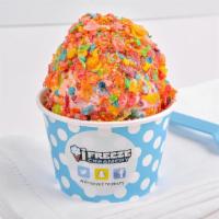 Fruity Pebbles · Strawberry base with fruity pebbles and colored marshmallows. Topped with fruity pebbles.