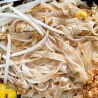 Pad Thai · Favorite. Traditional thai noodles stir fried with choice of meat, egg bean sprouts and gree...