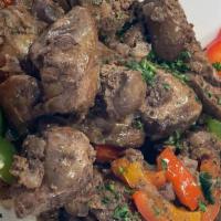 Kibdih · Sautéed Chicken liver with fresh seasonal vegies (Green pepper, onion & tomatoes) with a dri...