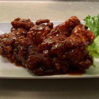 Biscuit Breaded Chicken Wings (8) · Biscuit Breaded Boneless Chicken wings in choice of sweet BBQ, Sweet Thai Chili, Plain  or B...