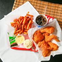 8Pc Whole Wings  · Our Fresh Fried Chicken Made to order, Seasoned, Crunchy, Juicy, Crispy, And Tasty! 
Add Pot...