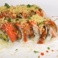 Shaki Maki Roll · Tempura salmon and avocado topped with crunch, crabmeat, scallions, masago, spicy mayo, and ...