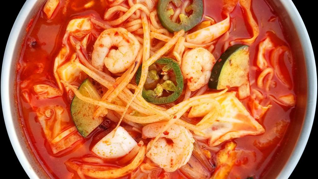 Seafood & Veg Ramen · Spicy Ramen with seafood and veggie. Contains shrimps, clams, oyster, cabbages, jalapenos, onions, and bean sprouts.