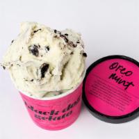 Mint Cookie Pint · A classic mix of peppermint and chocolate sandwich cookies.