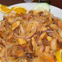 Chapuzon · Shrimp, Octopus, Scallops, Mussels, Calamari Sauteed in Onions