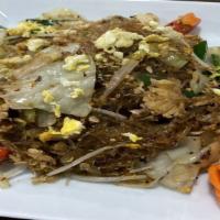 Pad Woon Sen · Stir-fried glass noodle with meats or tofu, bean sprouts, spring onion, bell peppers and nap...