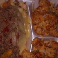 Philly Cheesesteak With Cheesetots · 
