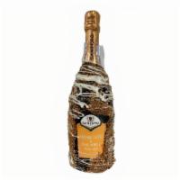 Santero Pineapple Moscato · Vacation in a bottle!

Dark chocolate liberally dabbed with coconut milk powder and a white ...