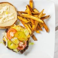 Hamburgesa Con Papas · Hamburger with fries