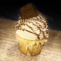 Biscoff  Cupcake · Vanilla Cupcake filled with Biscoff filling, topped with Biscoff buttercream, bicoff cookie ...