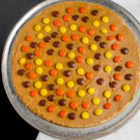 Peanut Butter Dessert Pizzas · Chocolate M&Ms, Reese's Pieces, bacon.
** Contains Nuts / Peanut Butter **