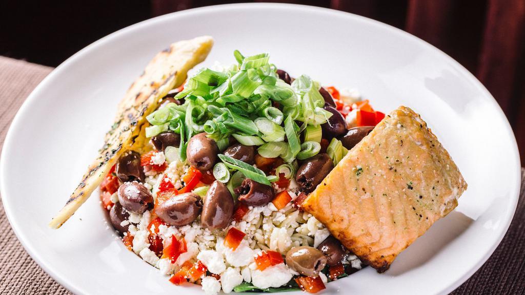 Atlantic Salmon & Orzo Pasta Spinach Salad · Kalamata olives, green onions, red bell peppers, Feta cheese.