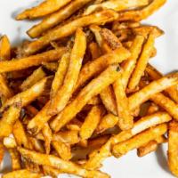 Papas Fritas Sasonadas · Seasoned French fries.