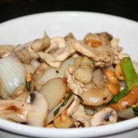 Cashew Stir Fry · Kid's favorite. Roasted cashews, onions, mushrooms, and water chestnuts.