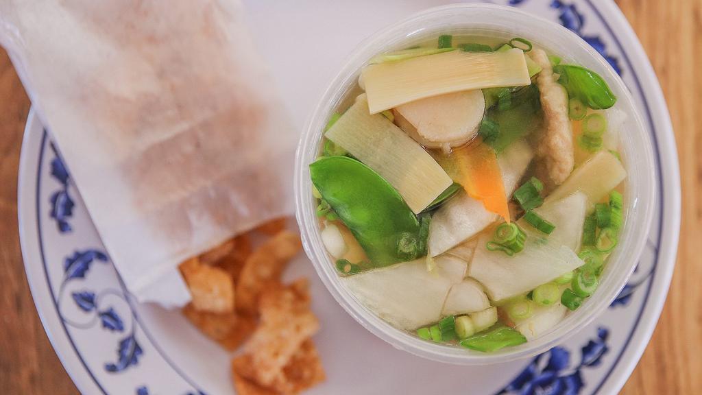 Special Soup · Contain beef, white meat chicken, shrimp and wonton with mixed vegetables. Come with 1 crispy noodles.