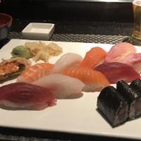 Sushi & Sashimi Combo · 10 pieces sashimi, 5 pieces sushi and 1 California roll.