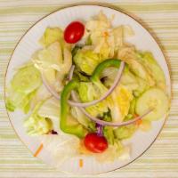Dinner Salad · Fresh lettuce, tomato, cucumber, green pepper and onion.